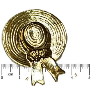 گل سینه طرح کلاه