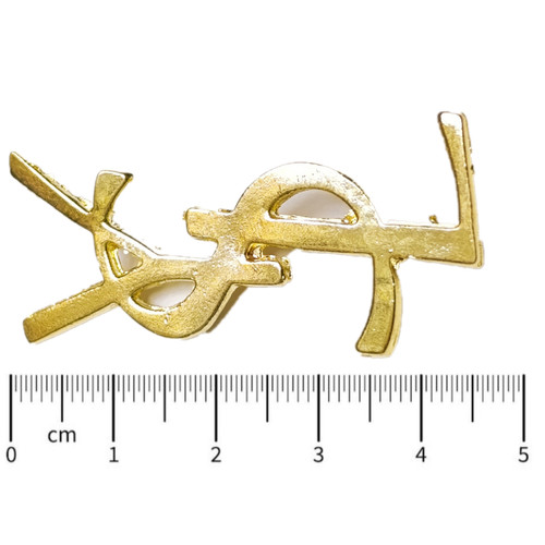 گل سینه YSL ایوسن لوران