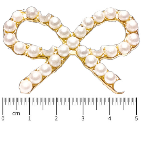 گل سینه پاپیون مرواریدی