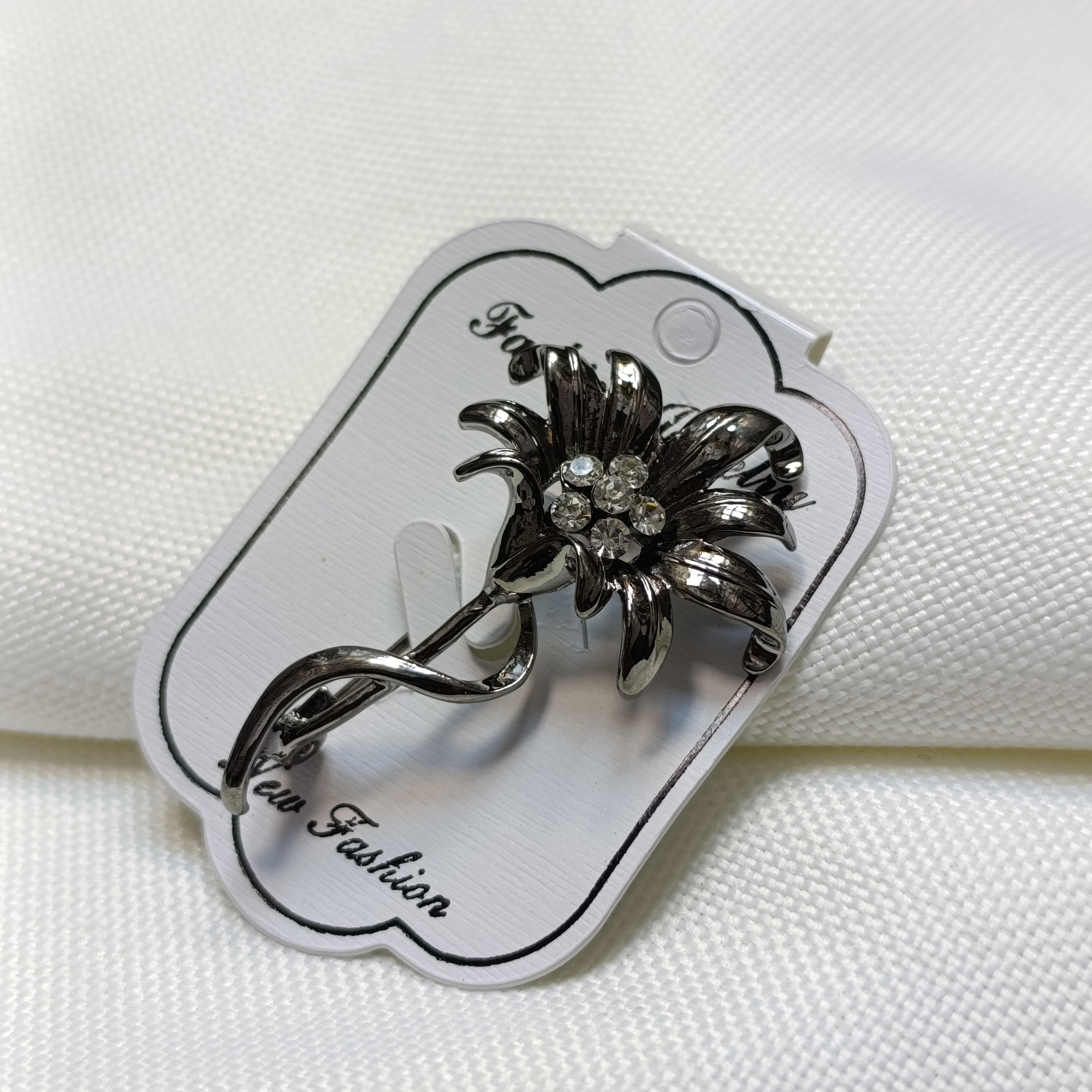 گل سینه استیل رنگ ثابت